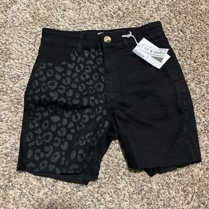 NWT Ripton x Cosmic Dirt jean shorts, size 26, black/leopard print